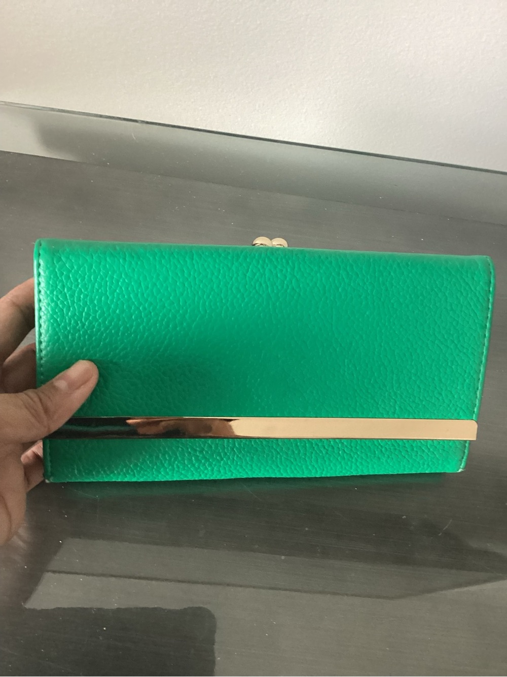 a new day Bright Green Pebbled Wallet Clutch with Gold Bar